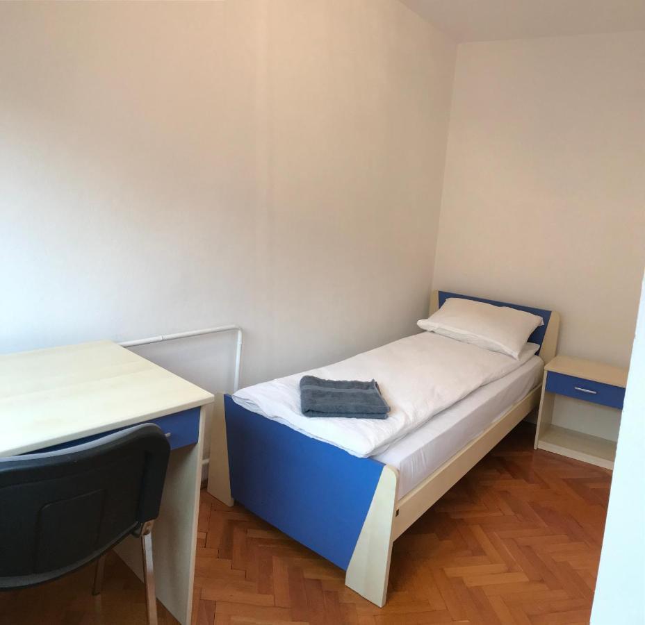 Apartmani Kosuta Tjentiste Eksteriør billede